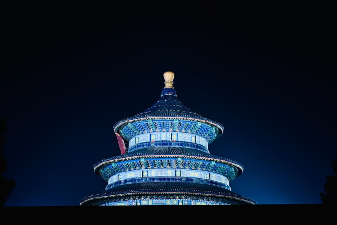 http://n.sinaimg.cn/news/transform/w600h400/20180312/VXgE-fyscsmu5273812.jpg?zdy